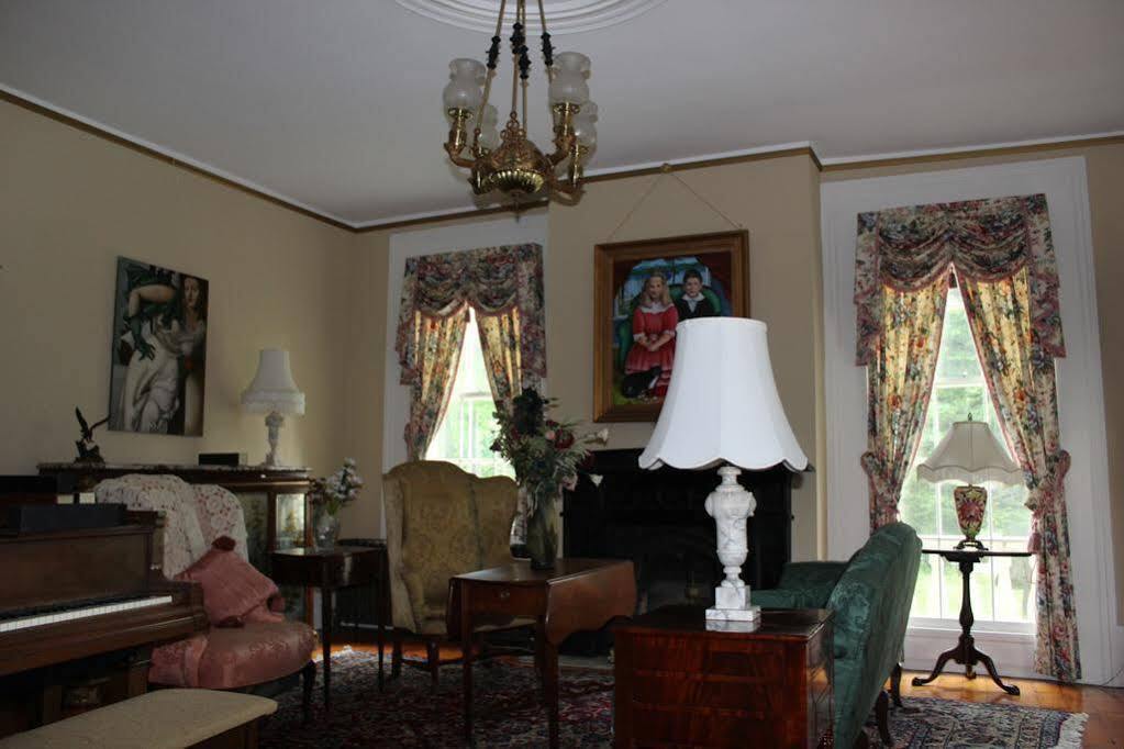 Oakcliff Bed And Breakfast Halfmoon Zewnętrze zdjęcie